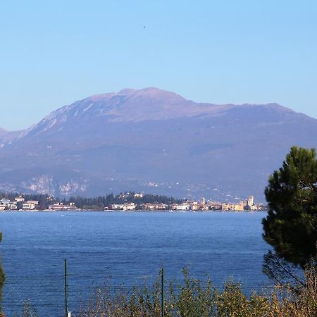 Apartamento Antico Borgo Desenzano del Garda Exterior foto